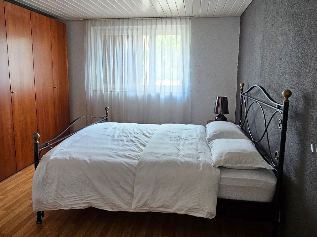 Letti: Schlafzimmer hochwertig und langlebig – Usato da Rothrist venduto da Sole1