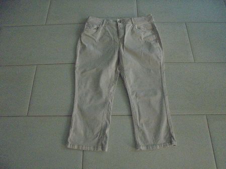 TOM TAILOR CAPRI-HOSE GR.31 NEUWERTIG
