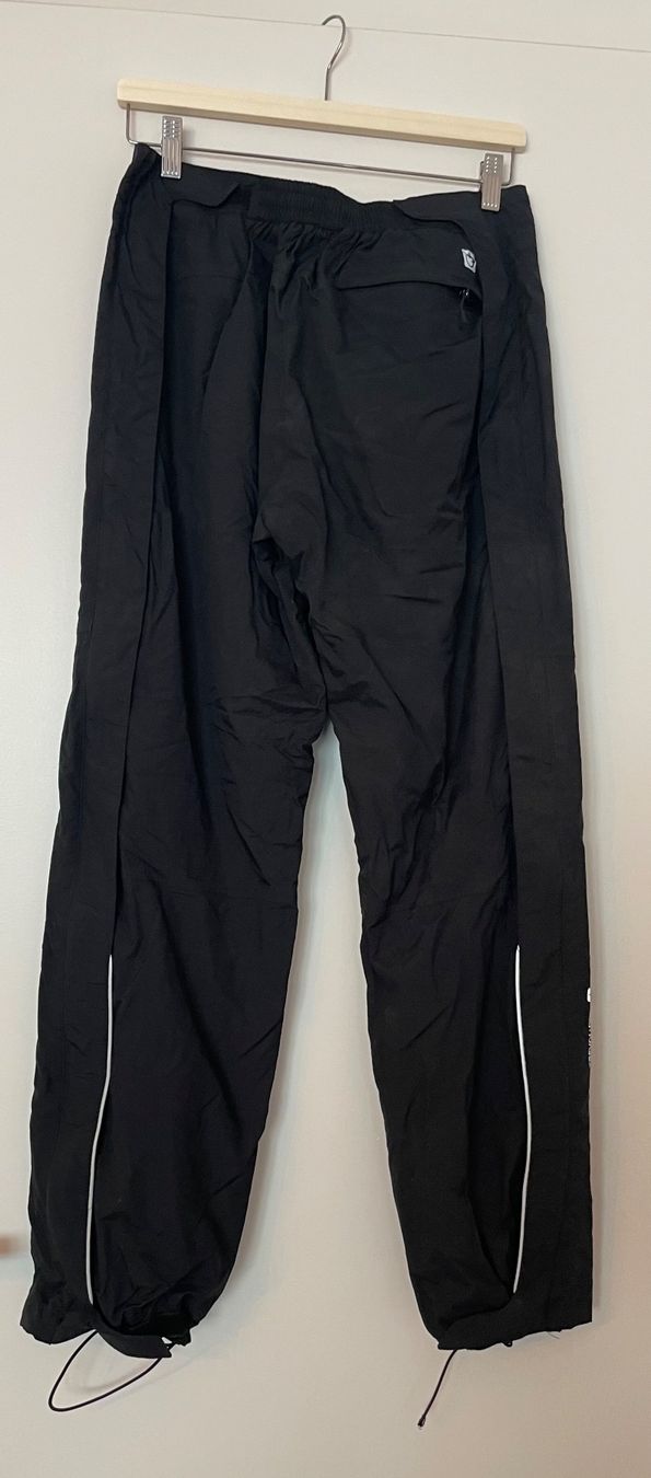 Trevolution Pantaloni: Regenhose Trevolution Grösse 42 – Usato da Bern venduto da sch.na 1