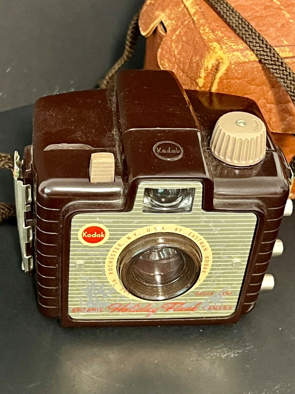 Kodak Fotocamera: Kodak Brownie Camera Holiday Flash – Usato da Sion venduto da ROBY_ROBY_ROBY 4