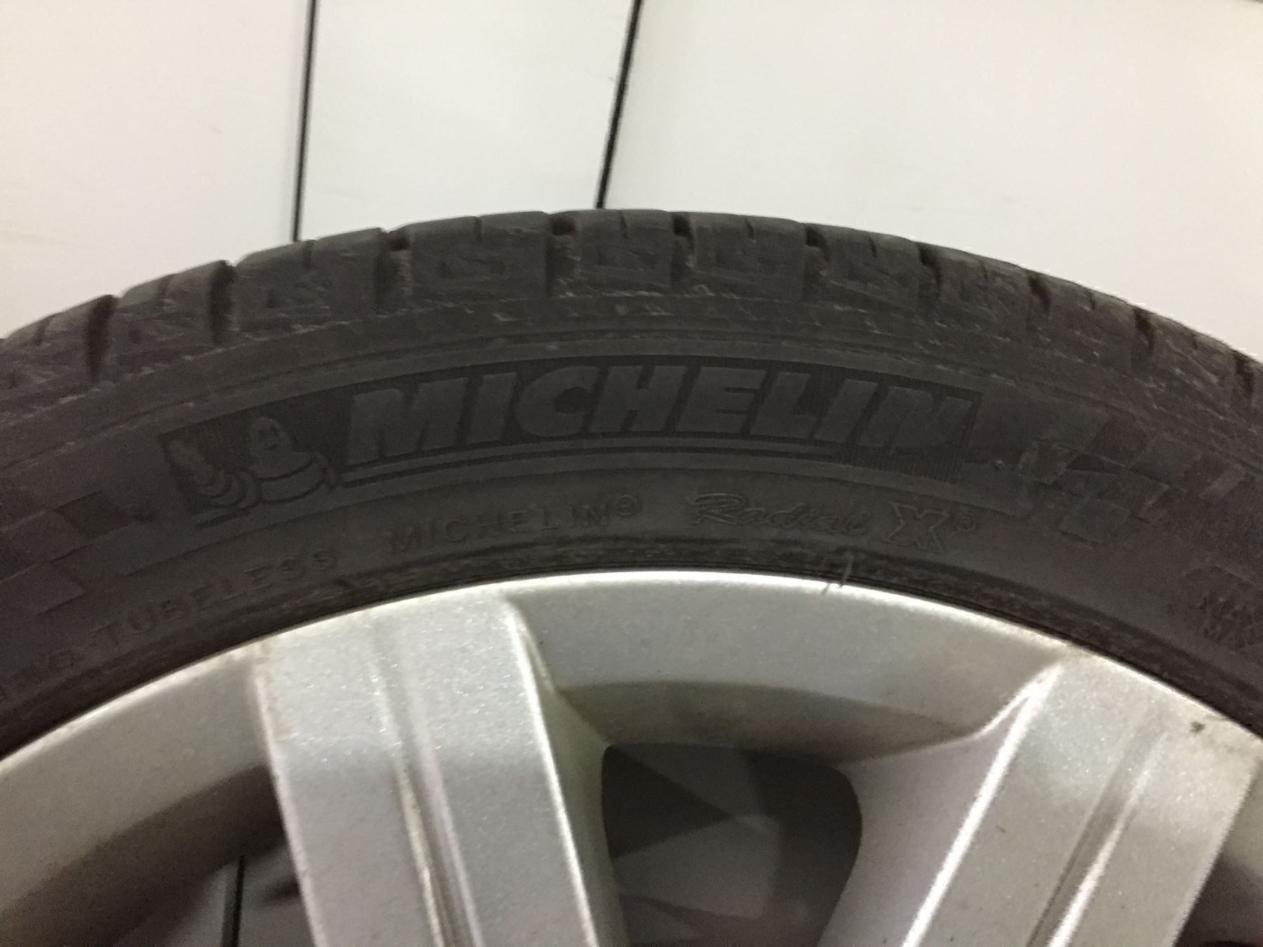 Land Rover Pneumatici & Ruote complete: 4 x 16 Zoll Rover Sommerräder – Usato da Altstätten venduto da TM-Auto 2