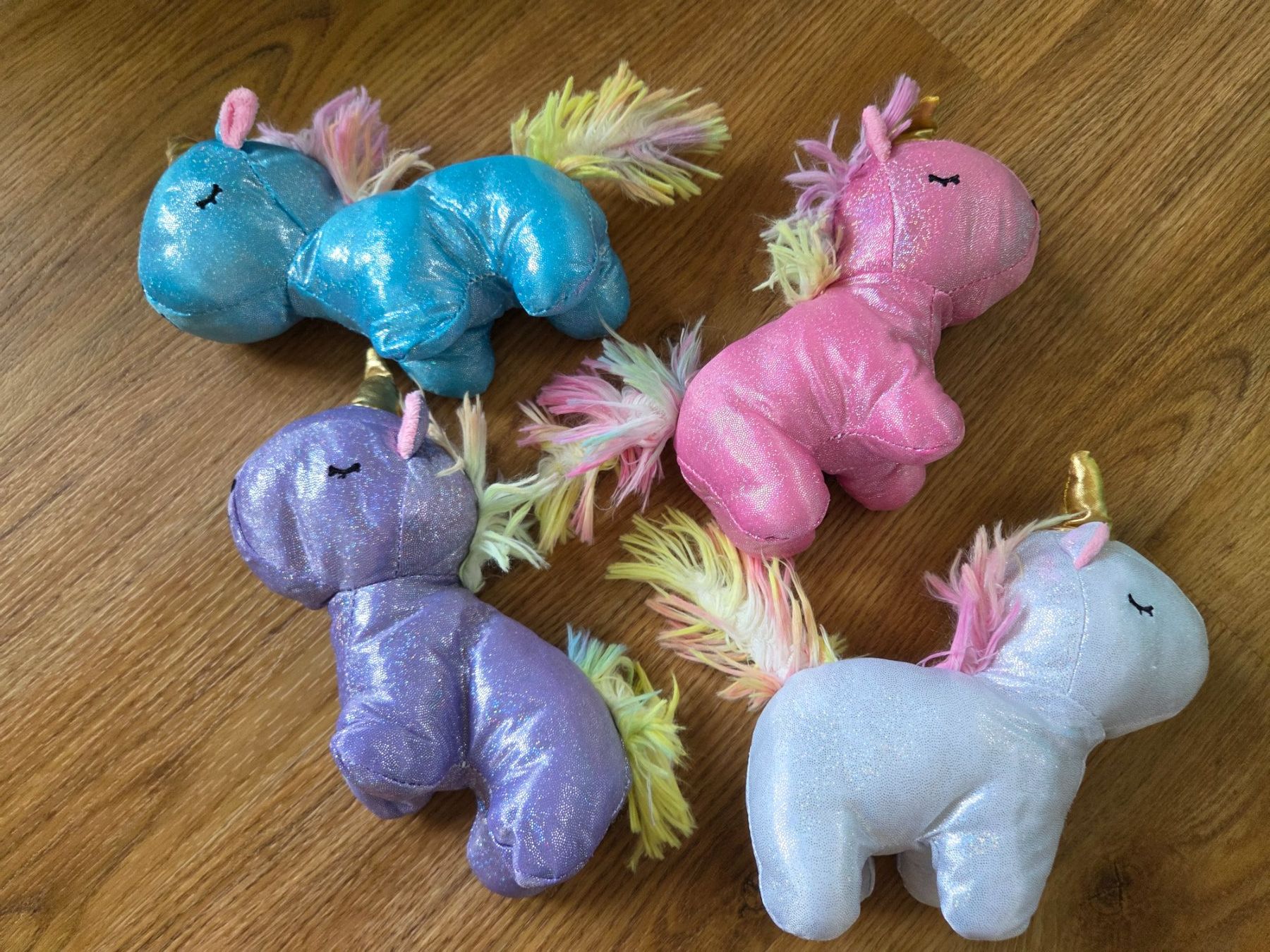 Spielzeuge: Grosses Einhorn 60cm mit 4 Babys im Bauch – Neu (gemäss Beschreibung) aus Heinrichswil von frankie19860 2