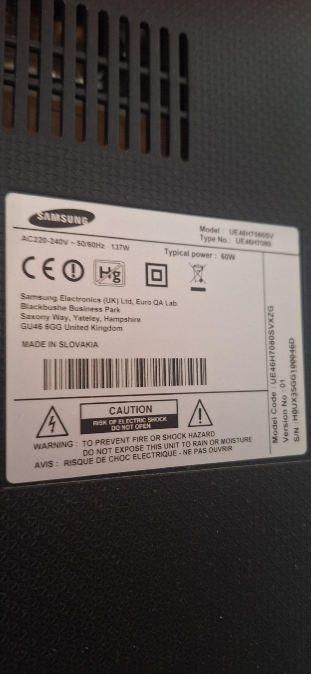 Samsung Fernseher: Fernseher mit PS4, Wandhalterung und Android TV Box – Gebraucht aus Euthal von Euthal02 3