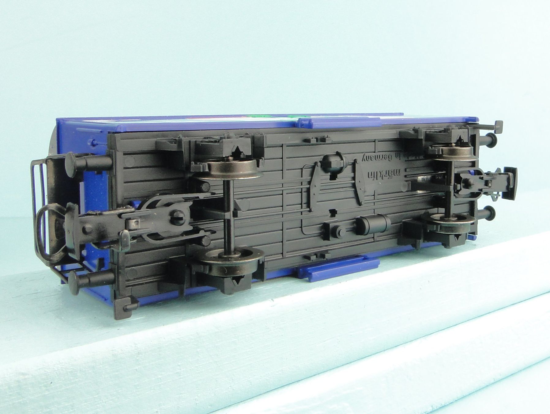 Märklin Modelleisenbahnen: MÄRKLIN 44171 DB - Kühlwagen Bluna – Gebraucht aus Bülach von cann11 6