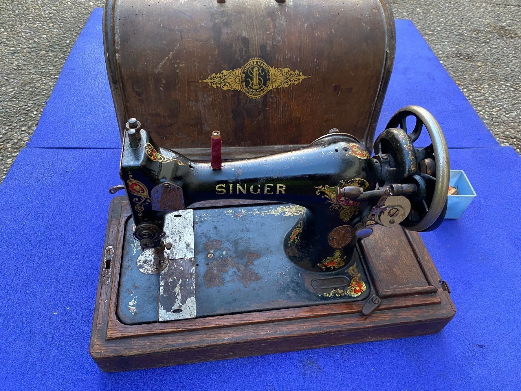 Macchine da cucire: Machine à coudre singer – Difettoso da Vevey venduto da Chupita-met 2