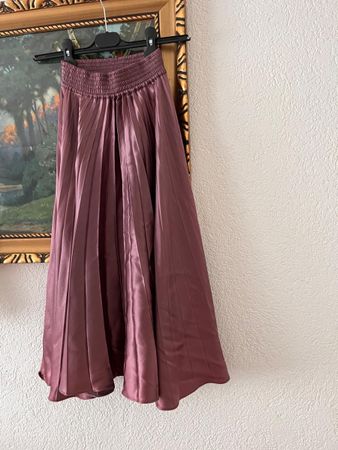 Schicker Satin-Faltenrock,Greinigt Vonnicht RaucherTop Gr.36
