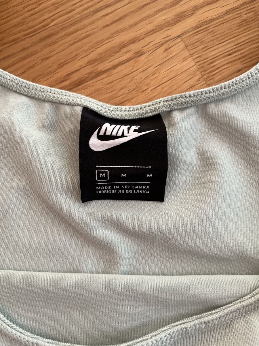 Nike Top: Nike Body Gr. M – Usato da Baden venduto da zi_ai 1