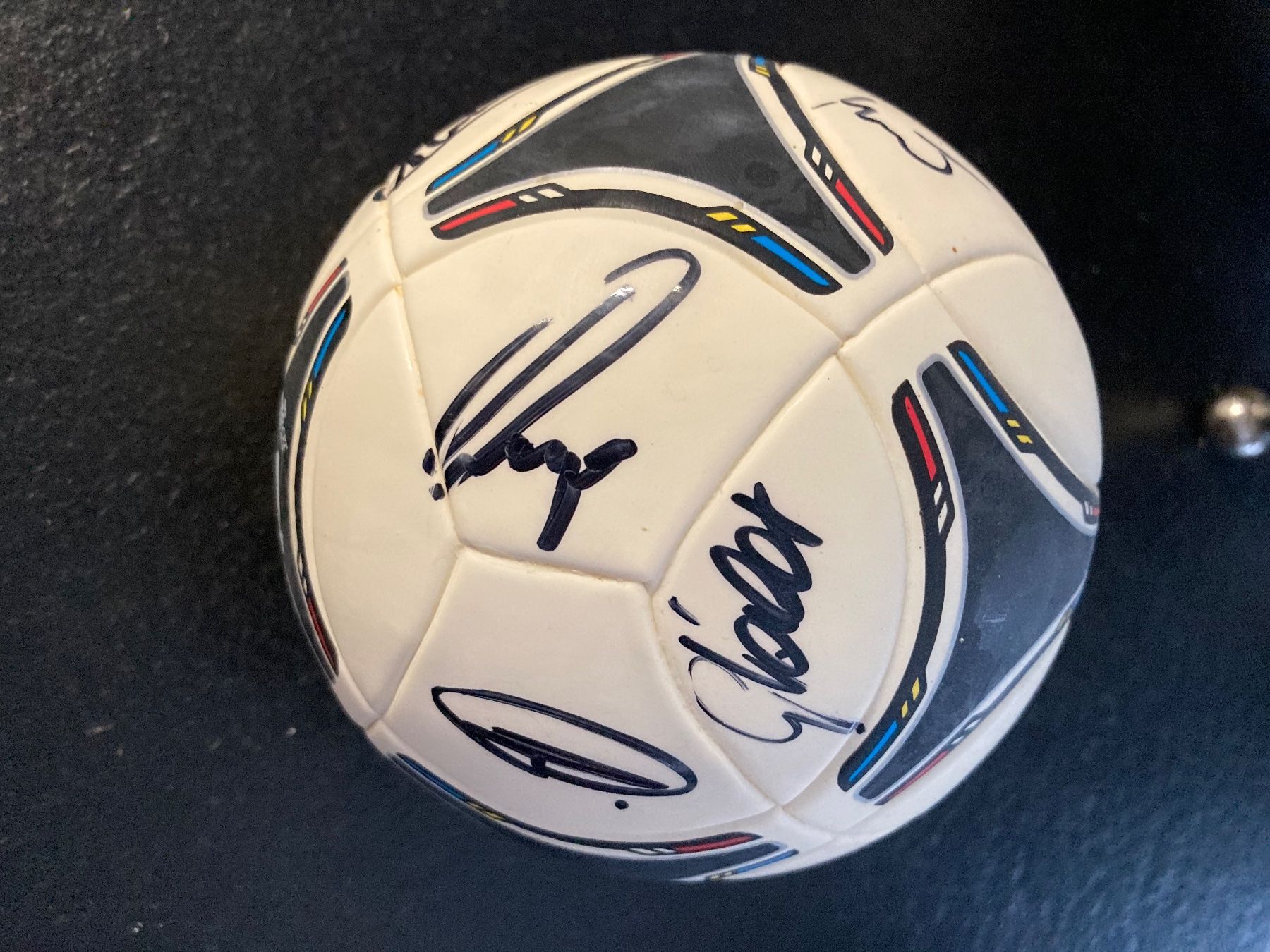 Autografi: Autogramme FC Basel Saison 2012/2013 Mini Tango Ball – Usato da Ziefen venduto da Dancer99 7