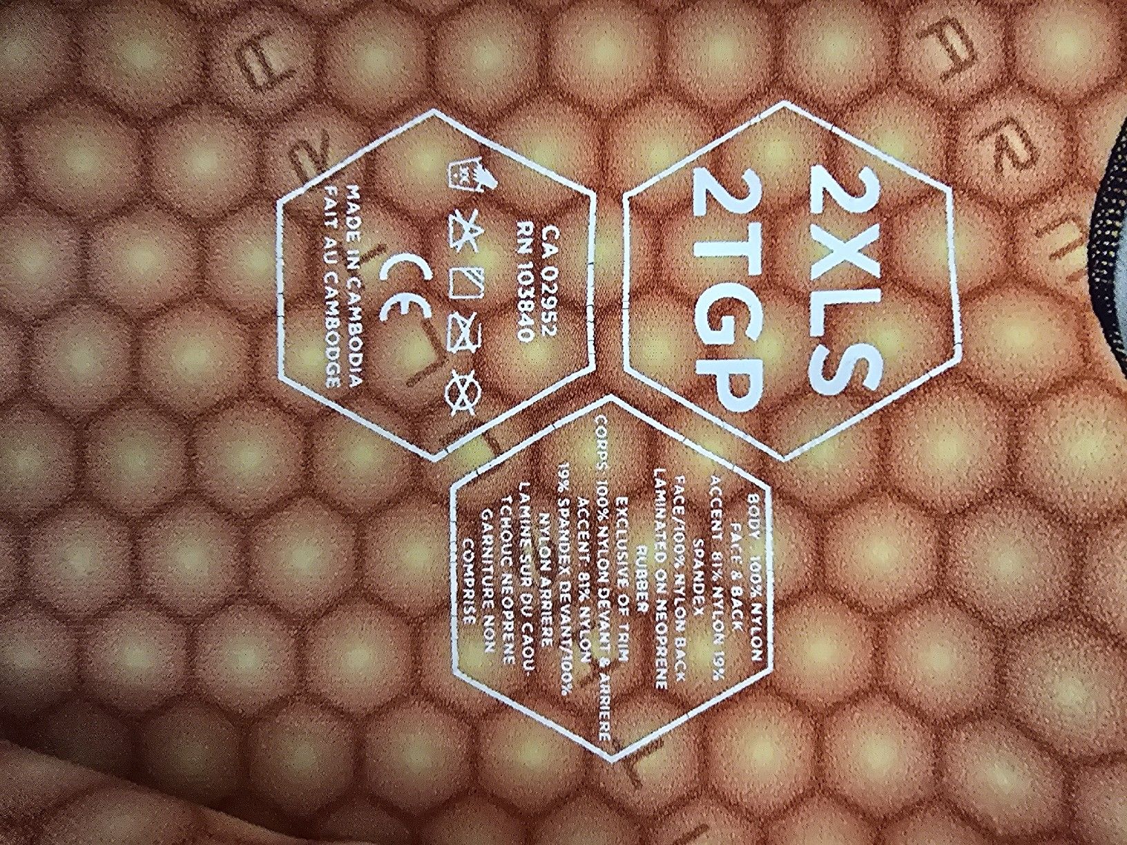 Tauchanzüge: Tauchanzug von Bare – Neu und originalverpackt aus Galgenen von LadyC. 2