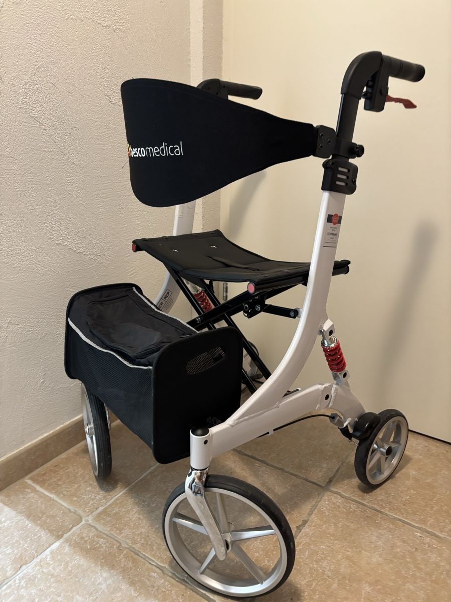 Ausili per la deambulazione: Rollator – Nuovo (secondo la descrizione) da Wangen ZH venduto da Surprise99 2