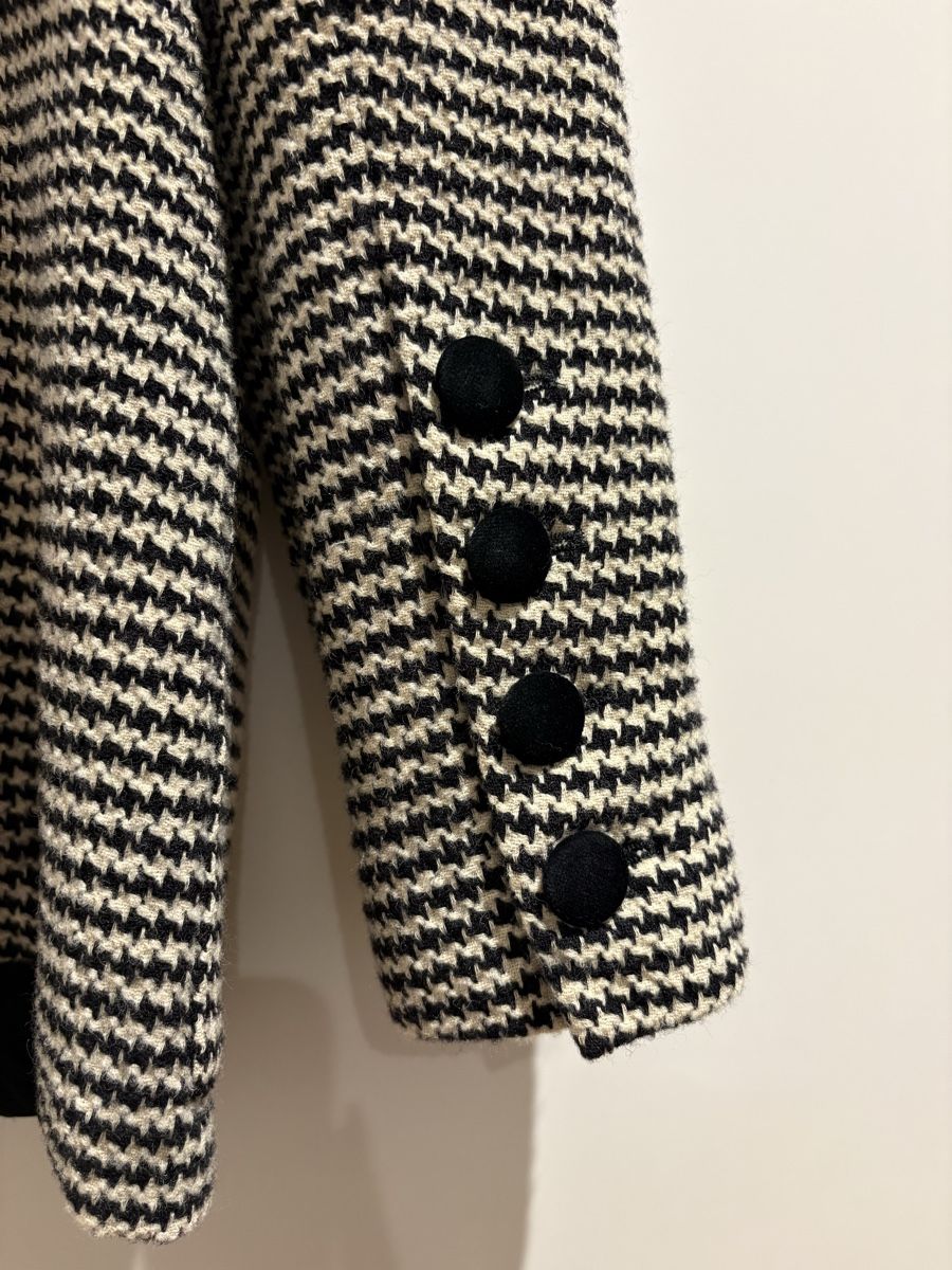 Great Description About Vintage Escada Blazer