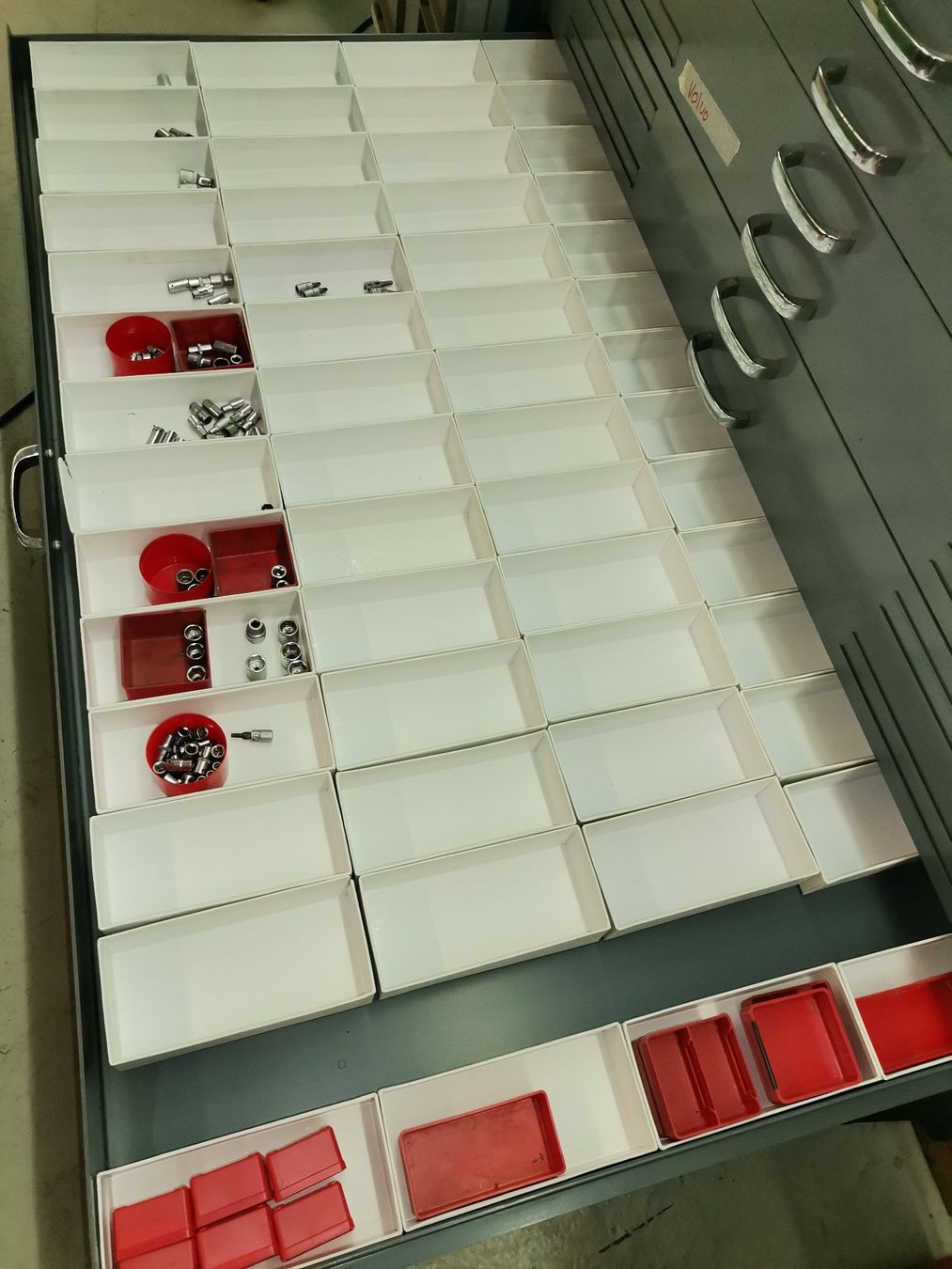 Armoires: PLANSCHRANK A0, Platzwunder, besser als LISTA – D'occasion à Kleindöttingen par Katze99 5