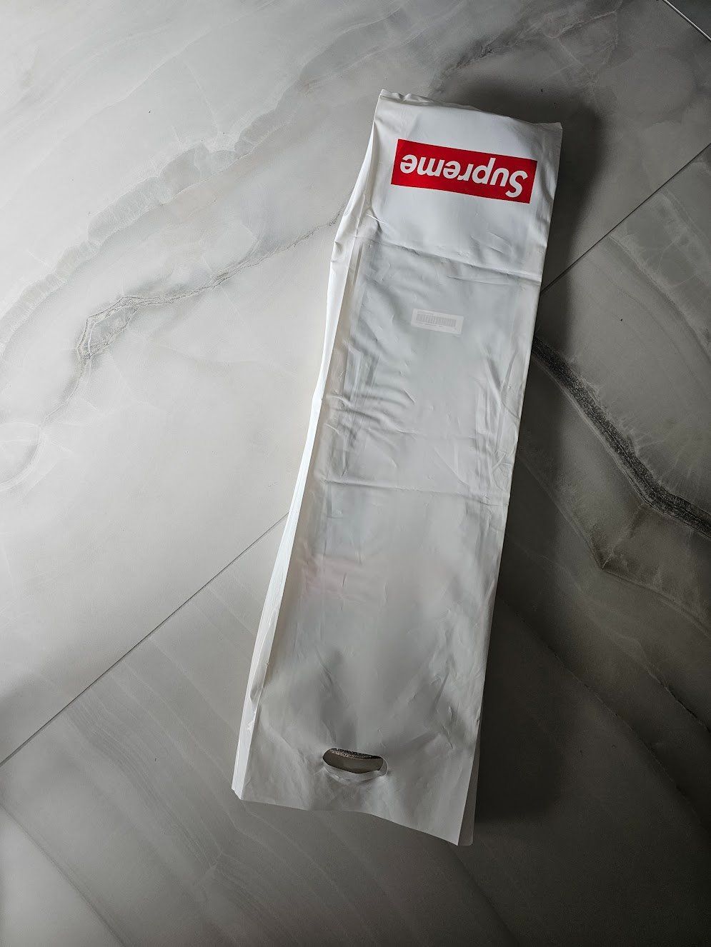 Supreme Skateboards: Supreme Apes Skateboard Deck Day – Neu und originalverpackt aus Zürich von TrueTrade 2
