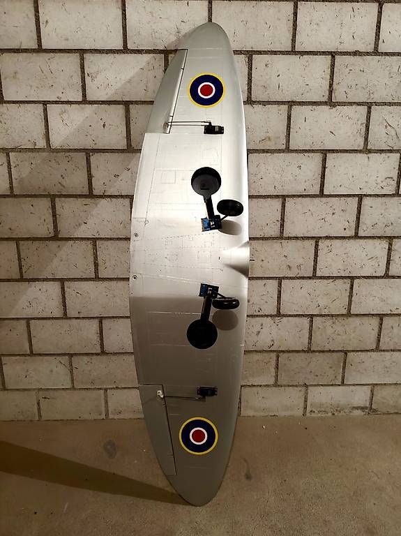 Modellismo RC: Modellflugzeug - Spitfire – Usato da Wil SG venduto da JoRaHa 4