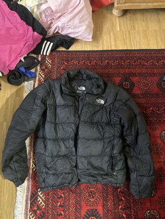Daunenjacke The North Face schwarz Grösse M mit Defekt