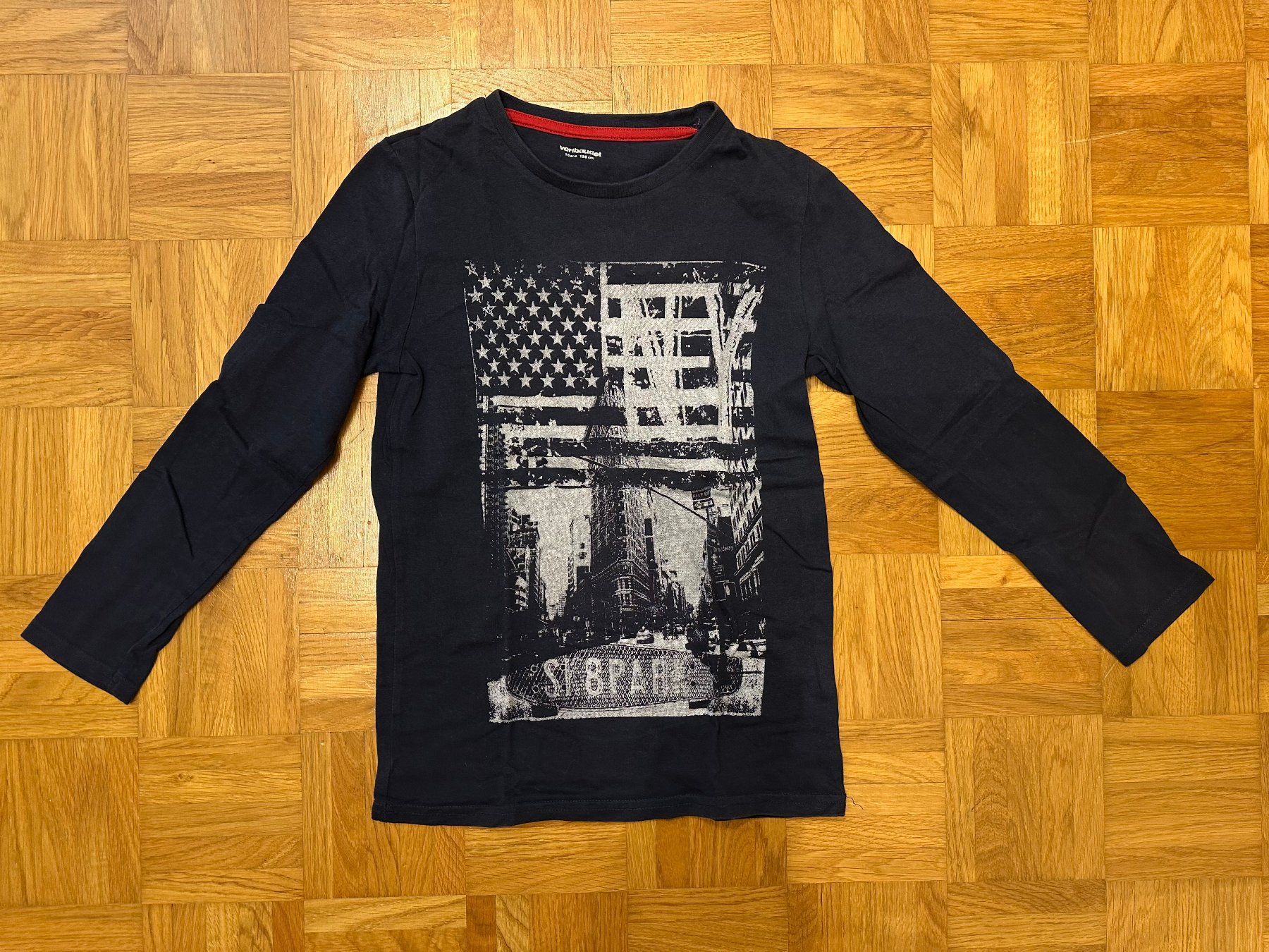 Vertbaudet Camicie, T-shirt & Polo: Vertbaudet Langarmshirt, Gr. 140 (10a) – Usato da Winterthur venduto da nelead
