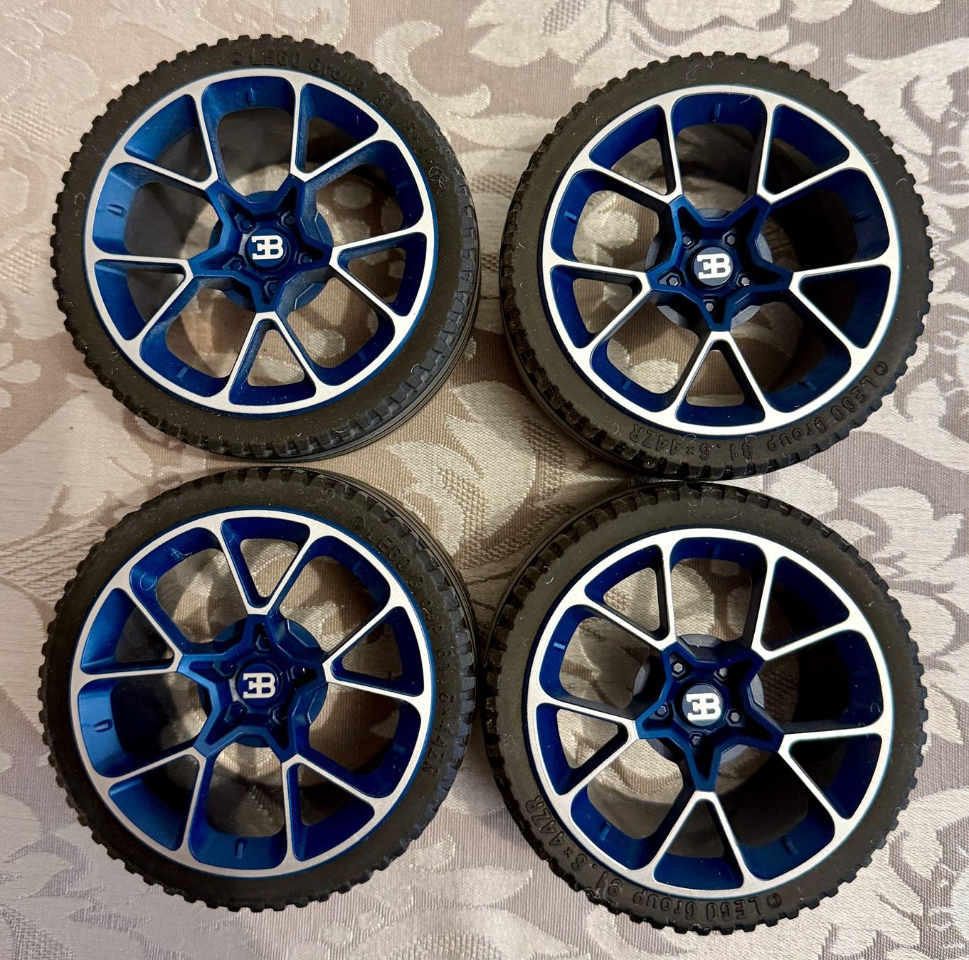 Lego Baukästen: Lego 42083 Technic -  Bugatti Chiron – Gebraucht aus Höri von PSMarinho 5