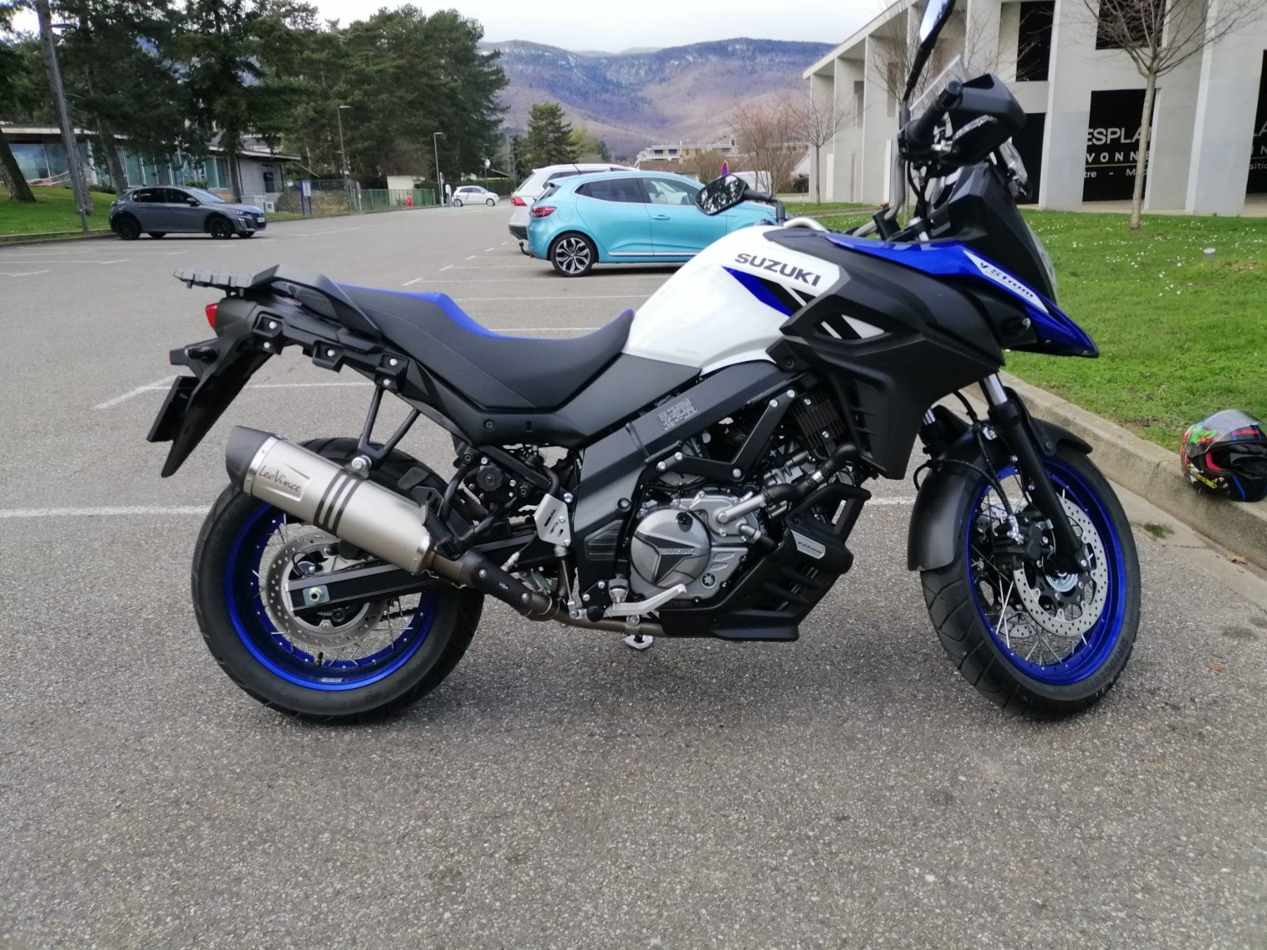 Suzuki Touring: Suzuki V-Strom 650 XT V2 07/2025 – Gebraucht aus Genève von tremmetri 1