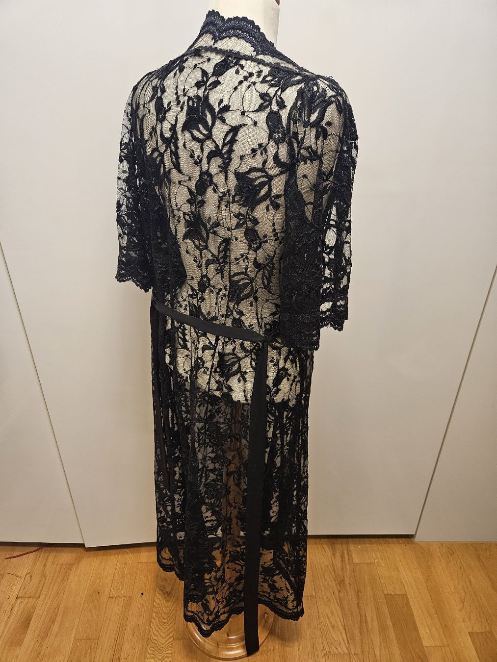 Kimono: Vintage Boho Hippie Kimono – Usato da Zürich venduto da ColdCoffee 3