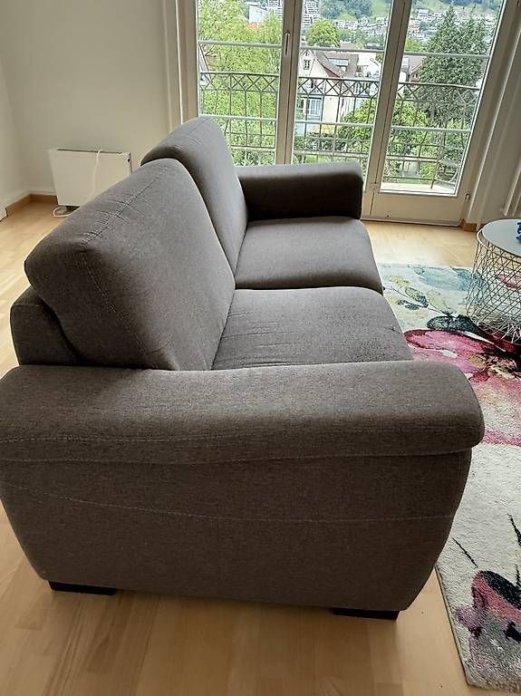 Sofas: 2er Sofa / Zweisitzer  gratis abzugeben – Gebraucht aus Malters von jap_8b55 1