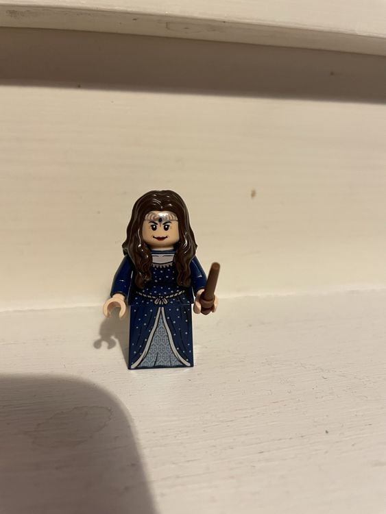 Minifigure Lego Rowena Ravenclaw Kaufen auf Ricardo
