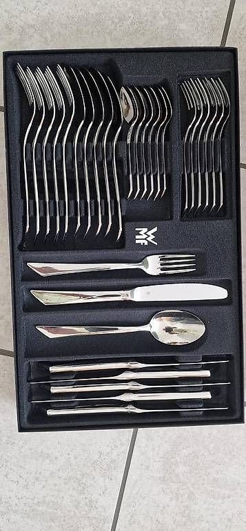 Set di posate: WMF Besteck, 30 tlg, neu – Nuovo e nell'imballaggio originale da Pfeffingen venduto da rov_9frp