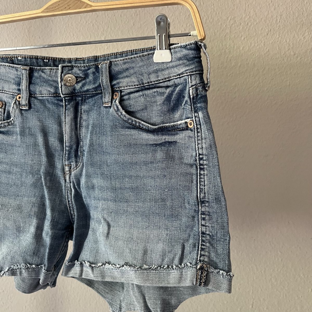 H&M Jeans: Jeans-Shorts Damen – Nuovo (secondo la descrizione) da Lütisburg venduto da mahee 1