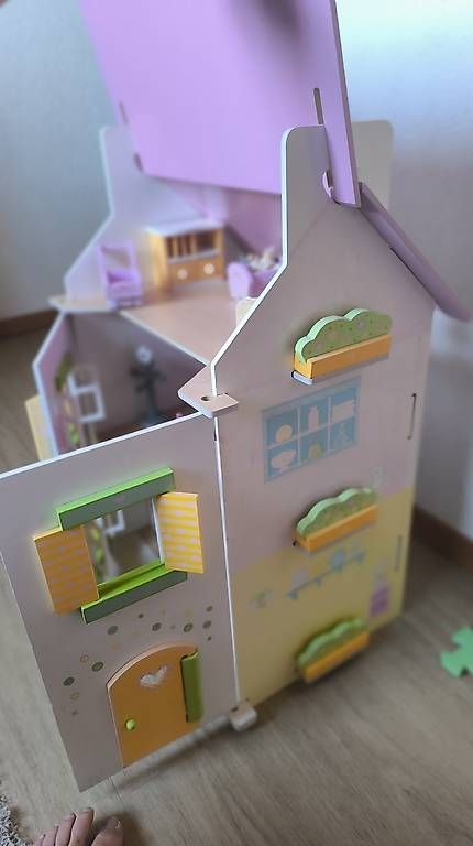 Puppenhäuser & -möbel: Maison de poupee en bois – Gebraucht aus Courfaivre von celine3678 1