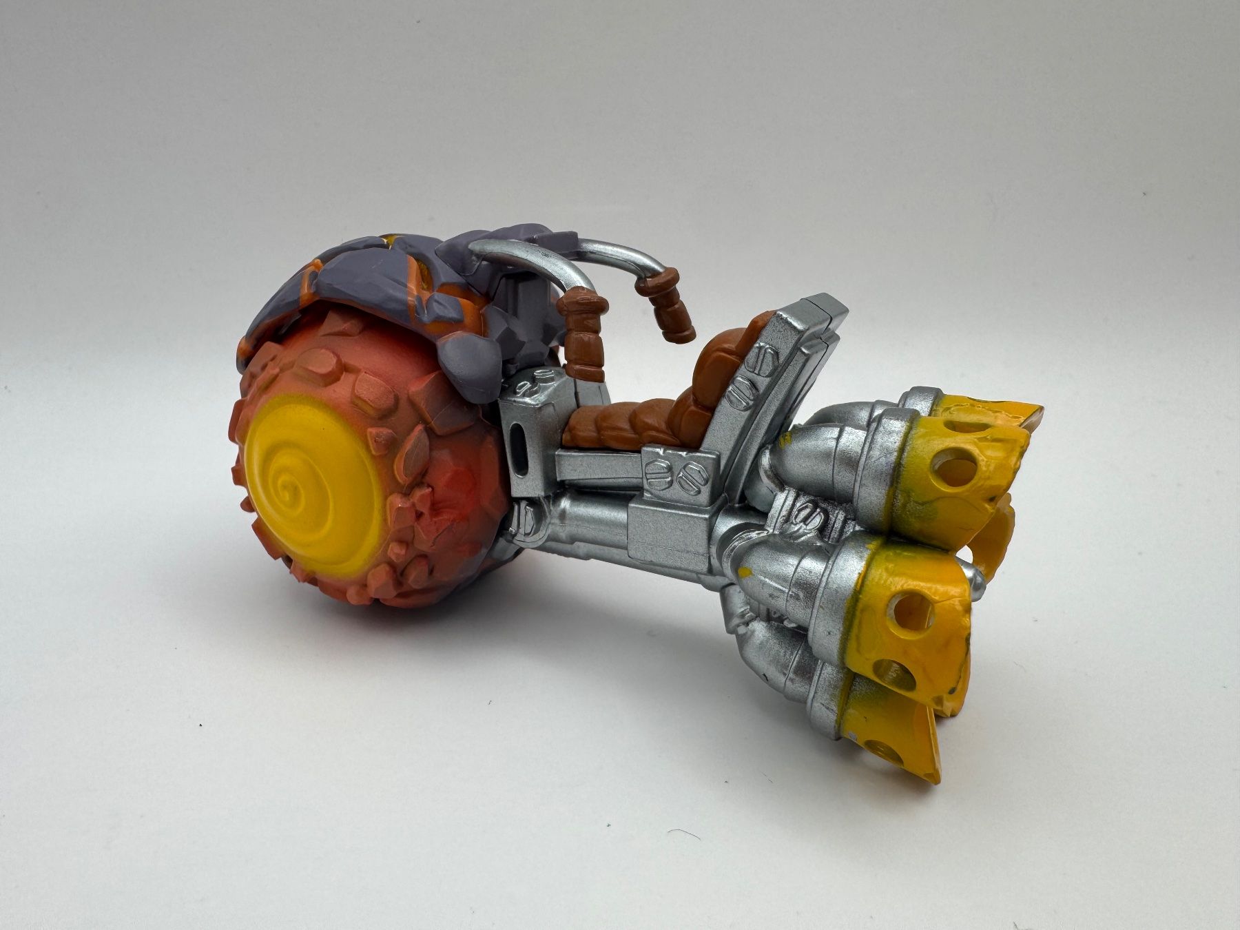 Statuette: Skylanders SuperChargers Burn-Cycle – Usato da Bettlach venduto da awi_7jcb