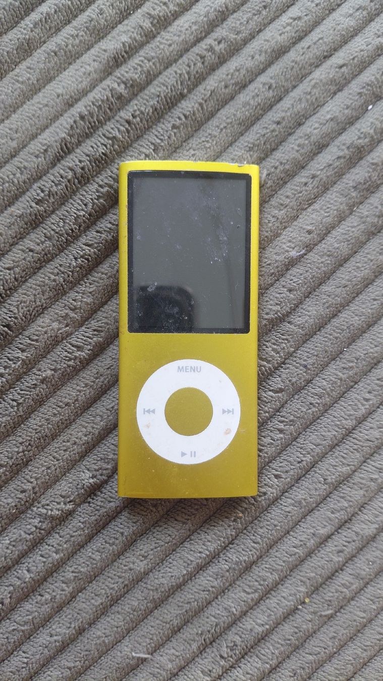 Apple Tragbarer Mediaplayer: iPod nano sans cable / onhe kable  – Gebraucht aus Pringy von mar_5tcq