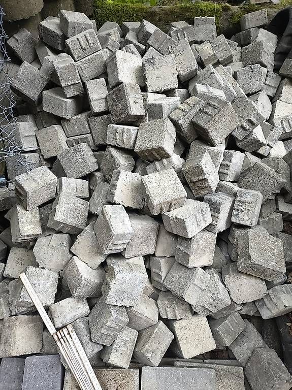 Steine & Dachziegeln: Pflastersteine / Quadratpflaster 10x10 x6 – Gebraucht aus Abtwil SG von Kastellan1 1