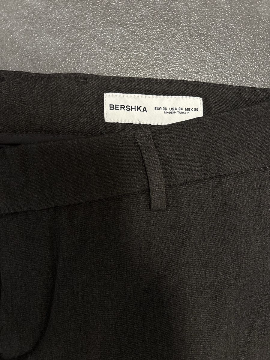 Bershka Hosen: Bershka Anzugshose 36 Dunkelgrau – Gebraucht aus Rümlang von svent 4