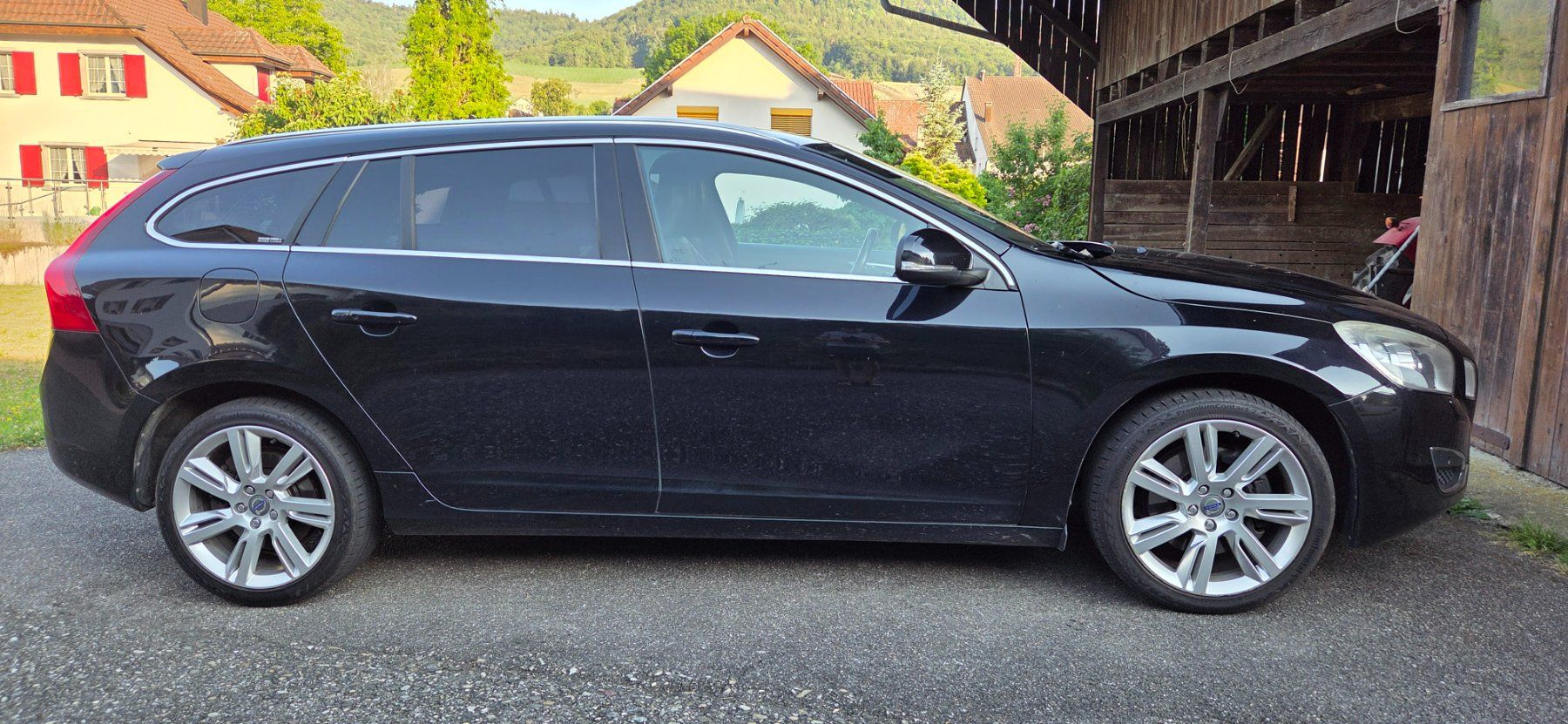 Volvo Autos: Volvo V60 T6 AWD – D'occasion à Wegenstetten par scugnizzo01 4