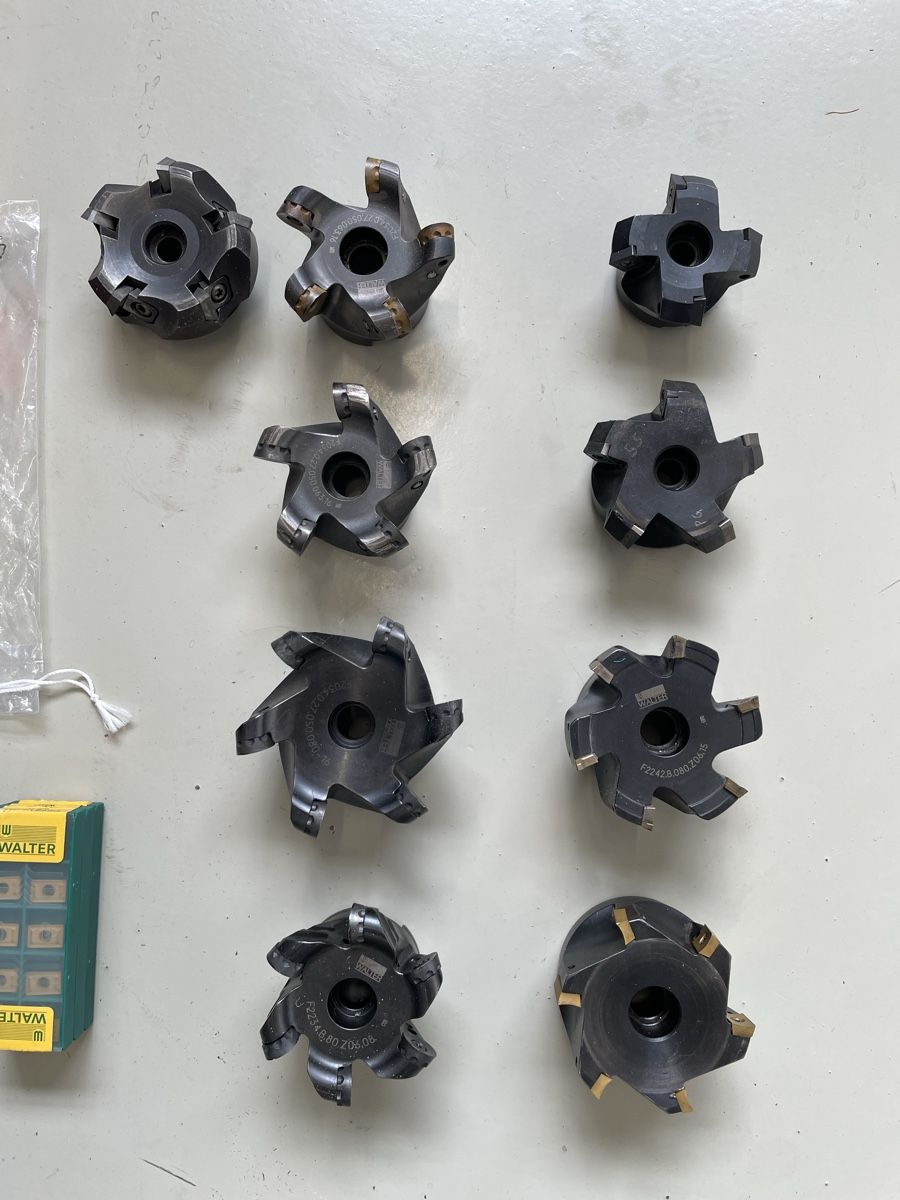 Tutti gli attrezzi: Diverse Fräser und Messerköpfe – Usato da Zürich venduto da SKO14 1