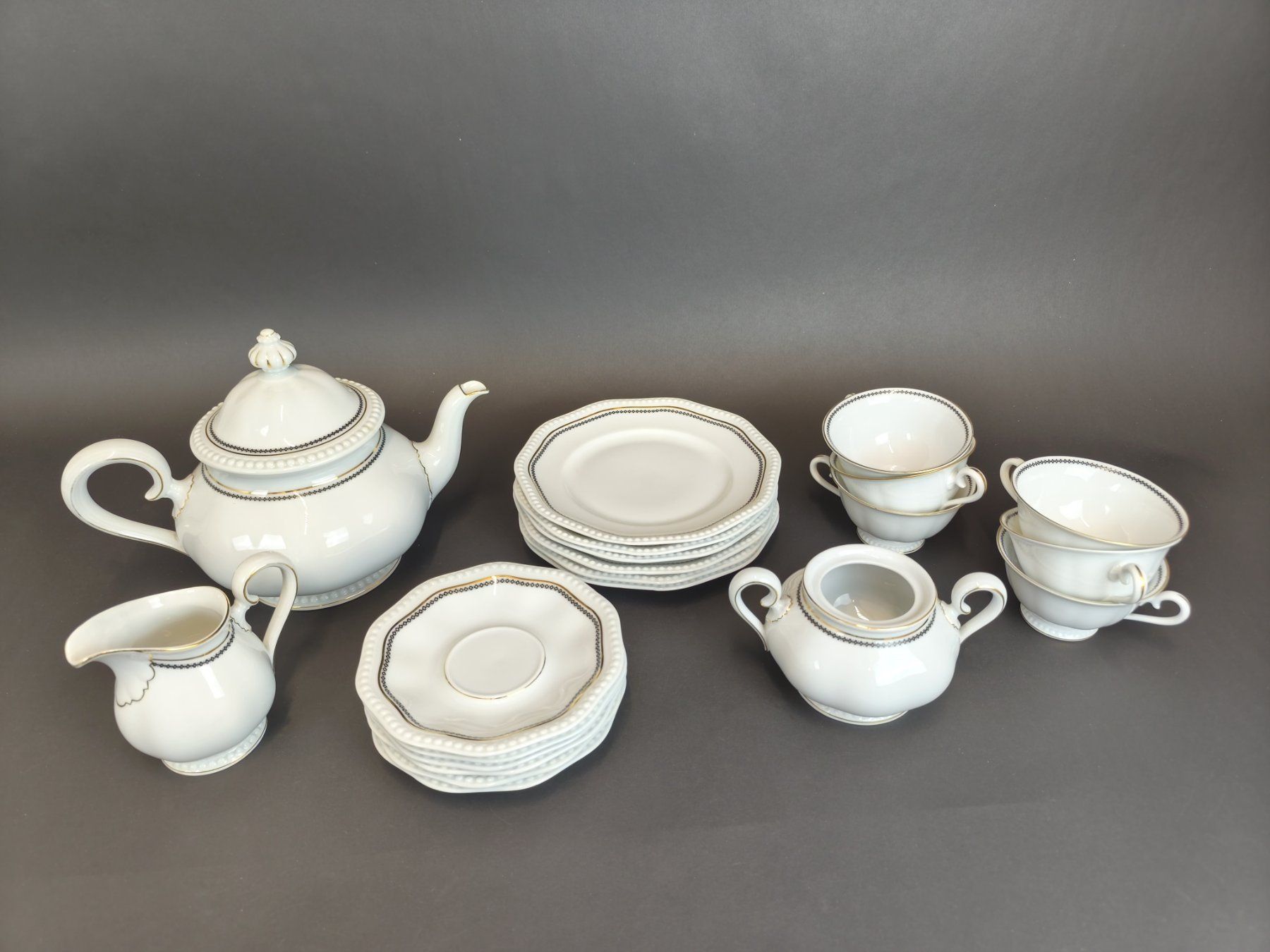 Rosenthal Set di piatti: ROSENTHAL BAVARIA - Teeservice weiss – Usato da Schaffhausen venduto da Restwert_SH