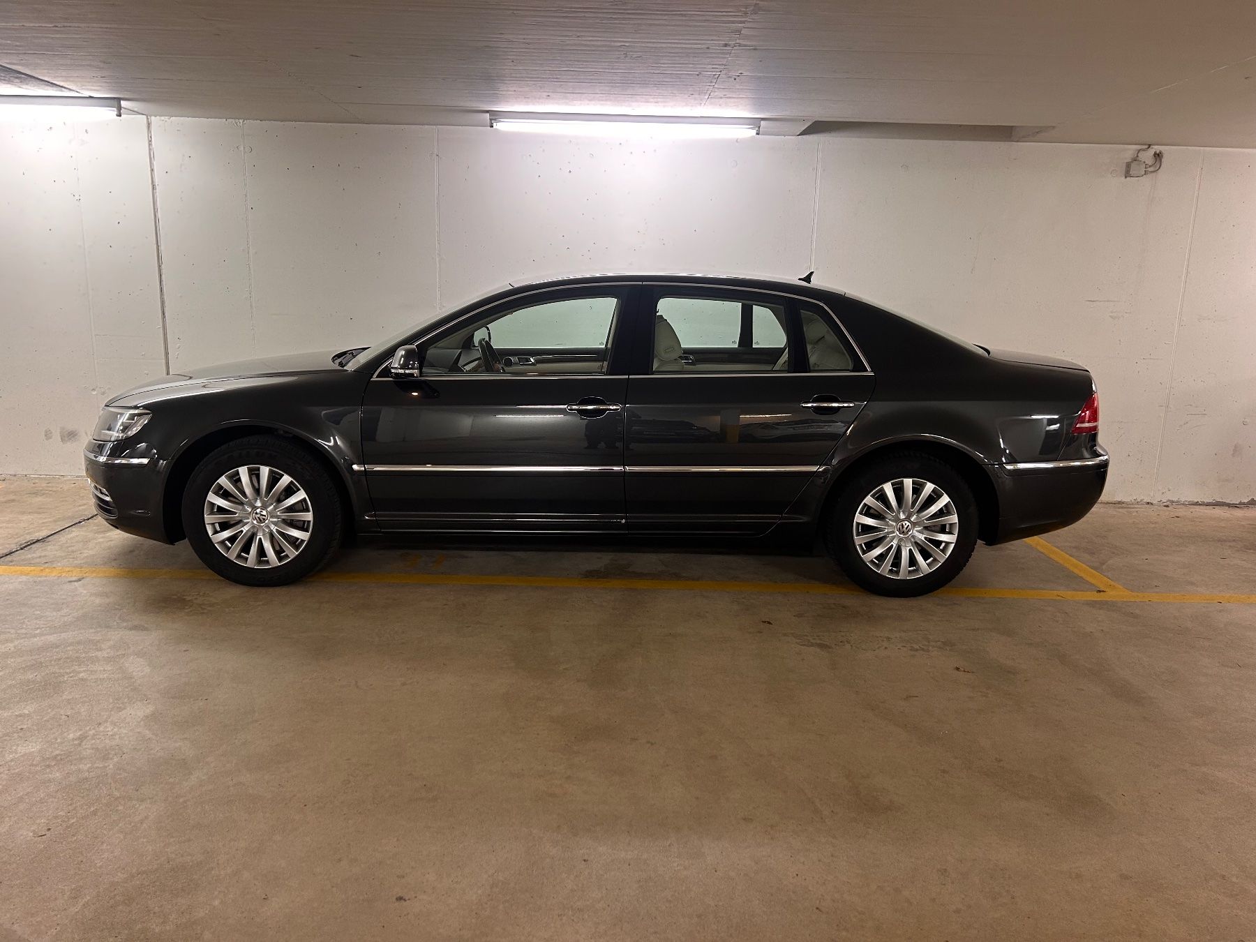 VW Automobili: VW Phaeton 3.0 TDi V6 4M – Usato da Bülach venduto da morbrothers 2