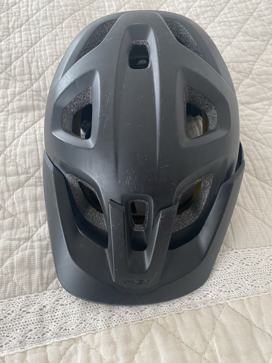 Caschi: Velohelm – Usato da Rorschach venduto da lvi_p29s