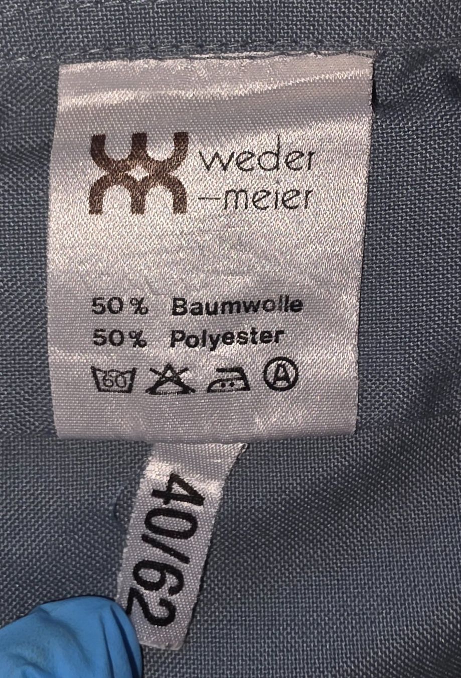 Schweizer Armee Uniformi: Schweizer Militärhemd  mit Kravatte  > Grösse 40 / 62 – Usato da Obermumpf venduto da oiskypoisky 2