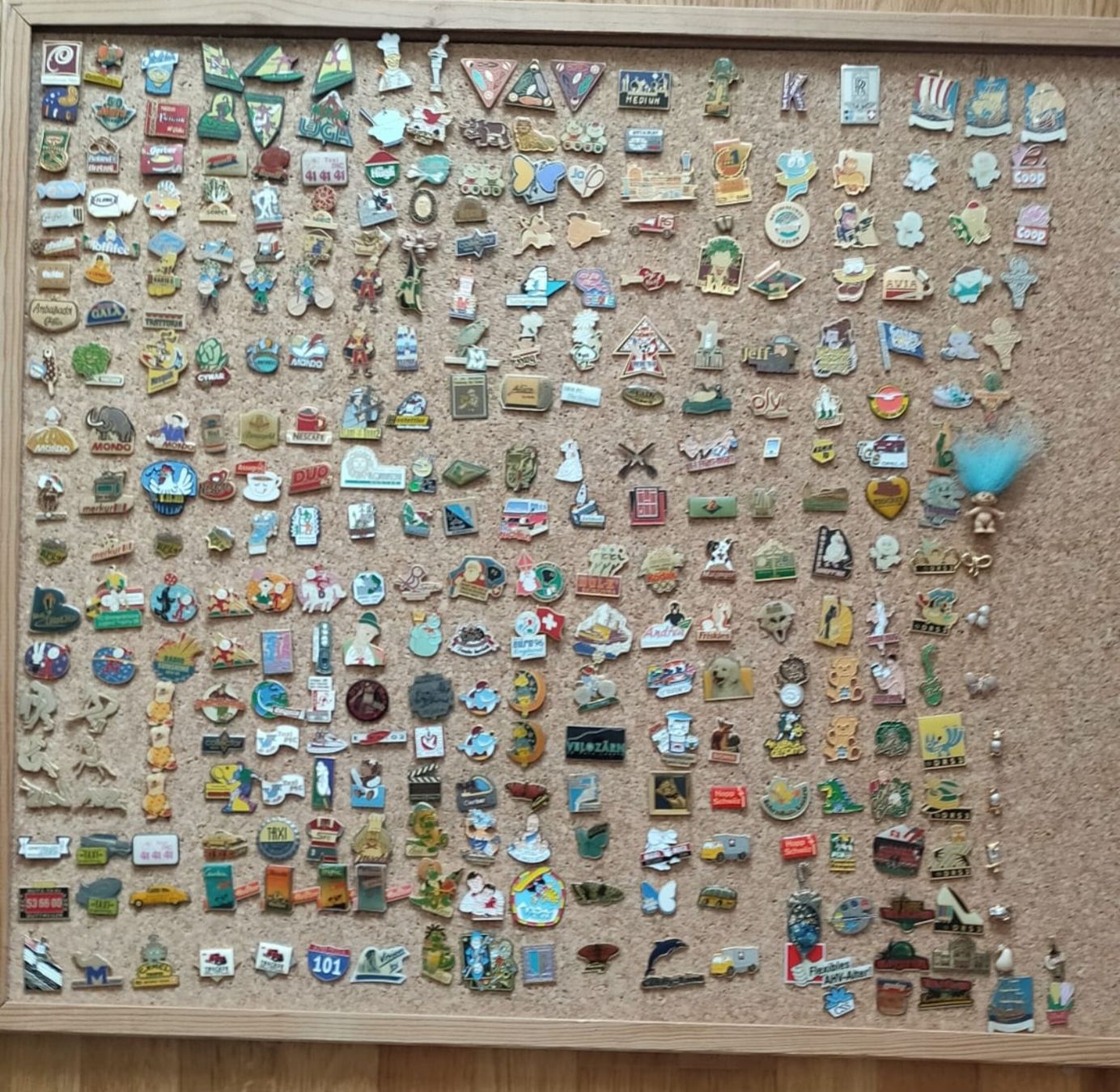 Placchette & Badge: Pin Sammlung XXL – Usato da Luzern venduto da Luzern_Energy 1