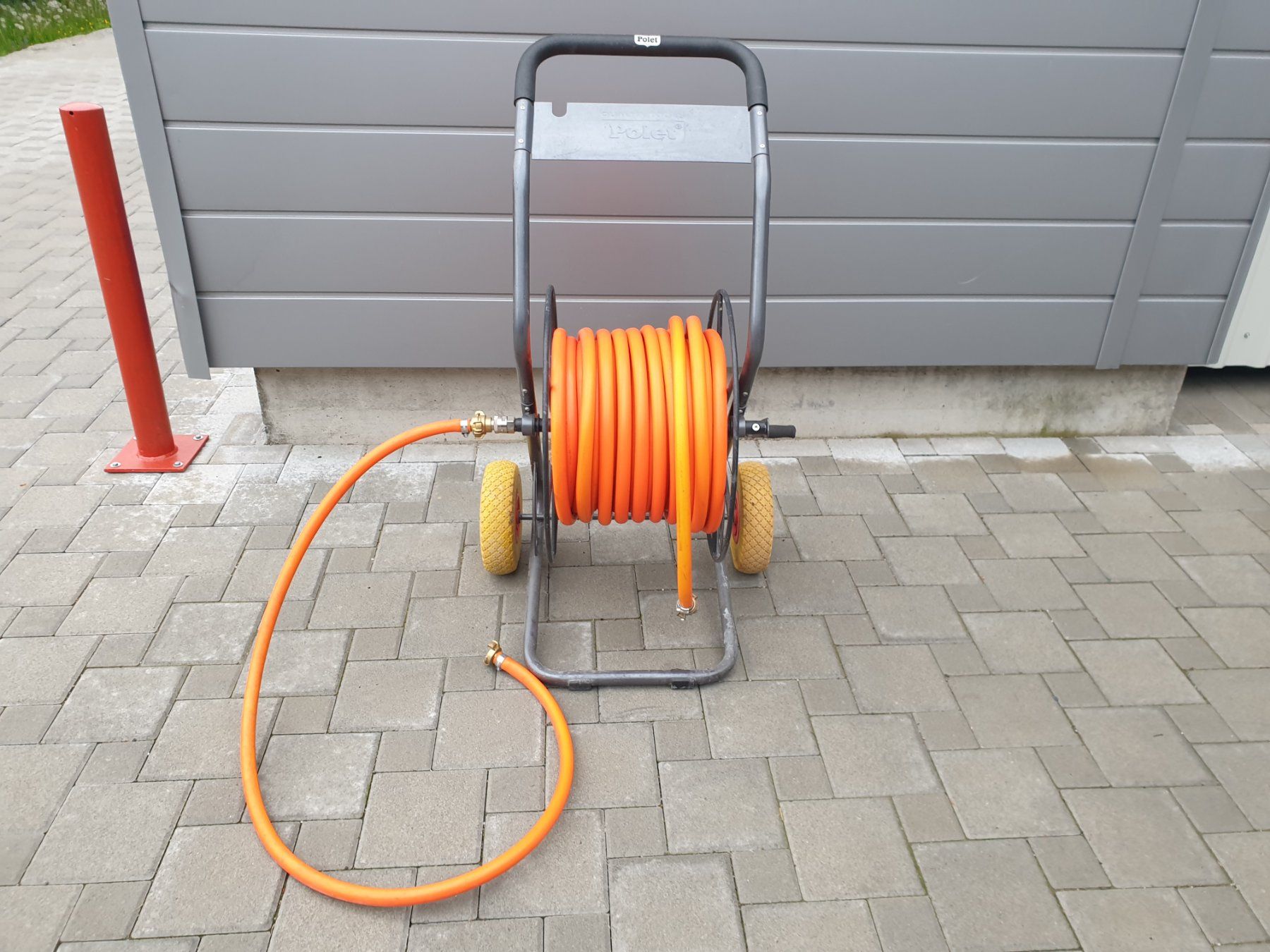 Rohre & Schläuche: Schlauchhaspel mit 45 m Schlauch – Gebraucht aus Turbenthal von