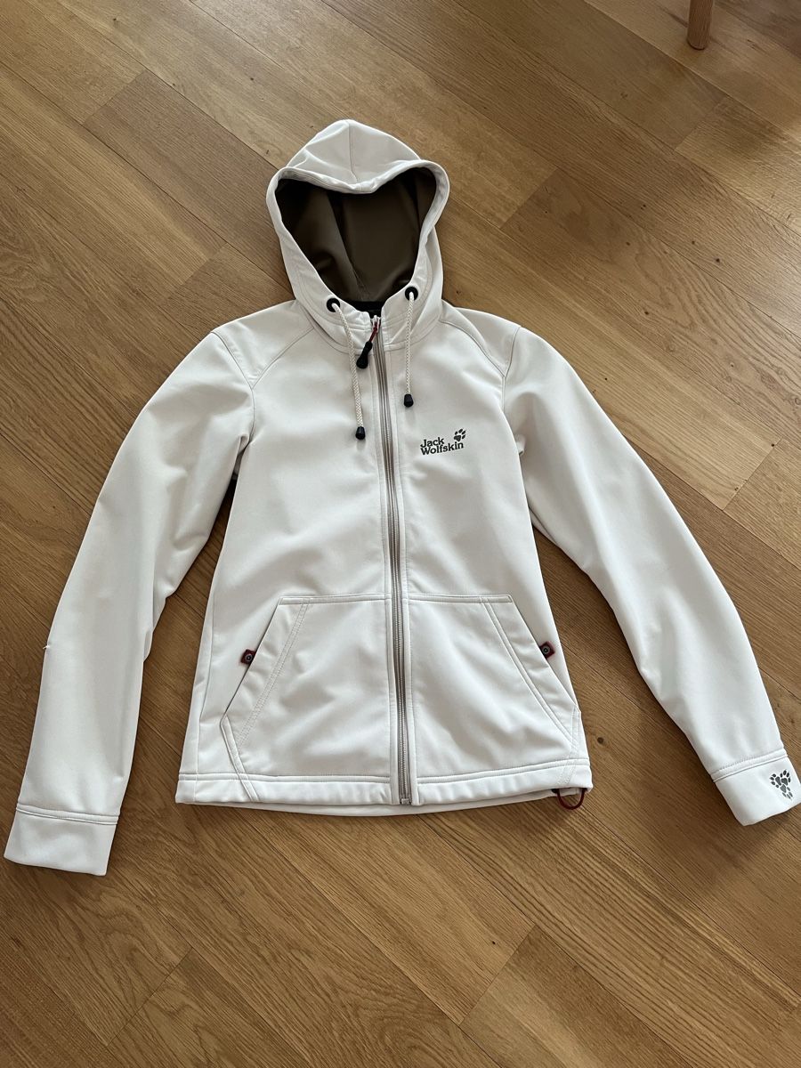 Jack Wolfskin Giacche: Jack Wolfskin Damen Softshell Jacke Crème, Grösse XS – Nuovo (secondo la descrizione) da Rotkreuz venduto da rinchee