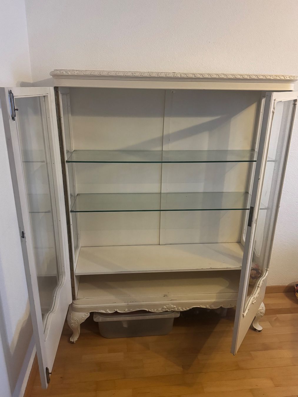 Vitrinen: Antike Vitrine – Gebraucht aus Niederhasli von Mike-red 1