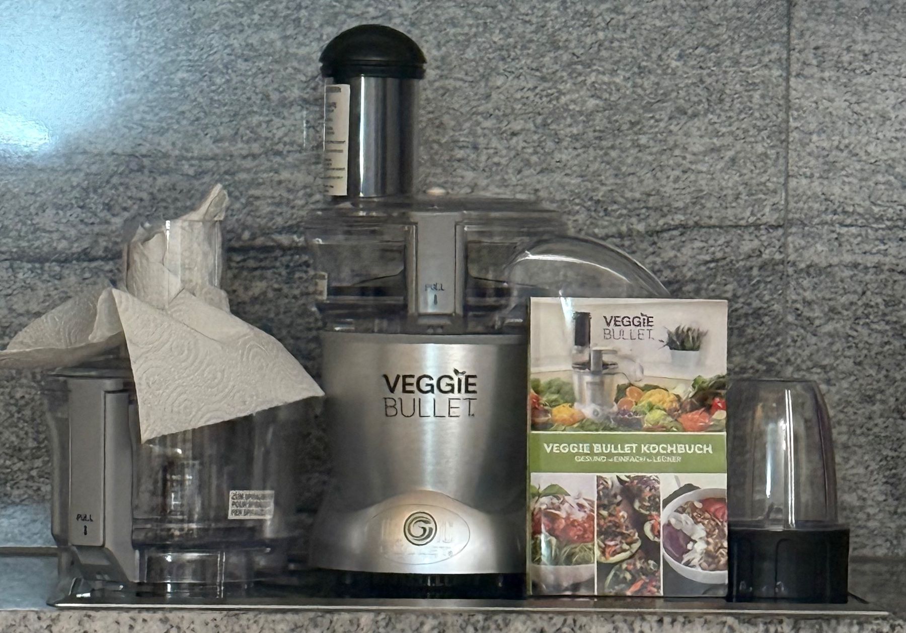 Nutribullet Elettrodomestici da cucina: Veggie Bullet, Gemüseschneider – Usato da Dübendorf venduto da Nese_zh 1
