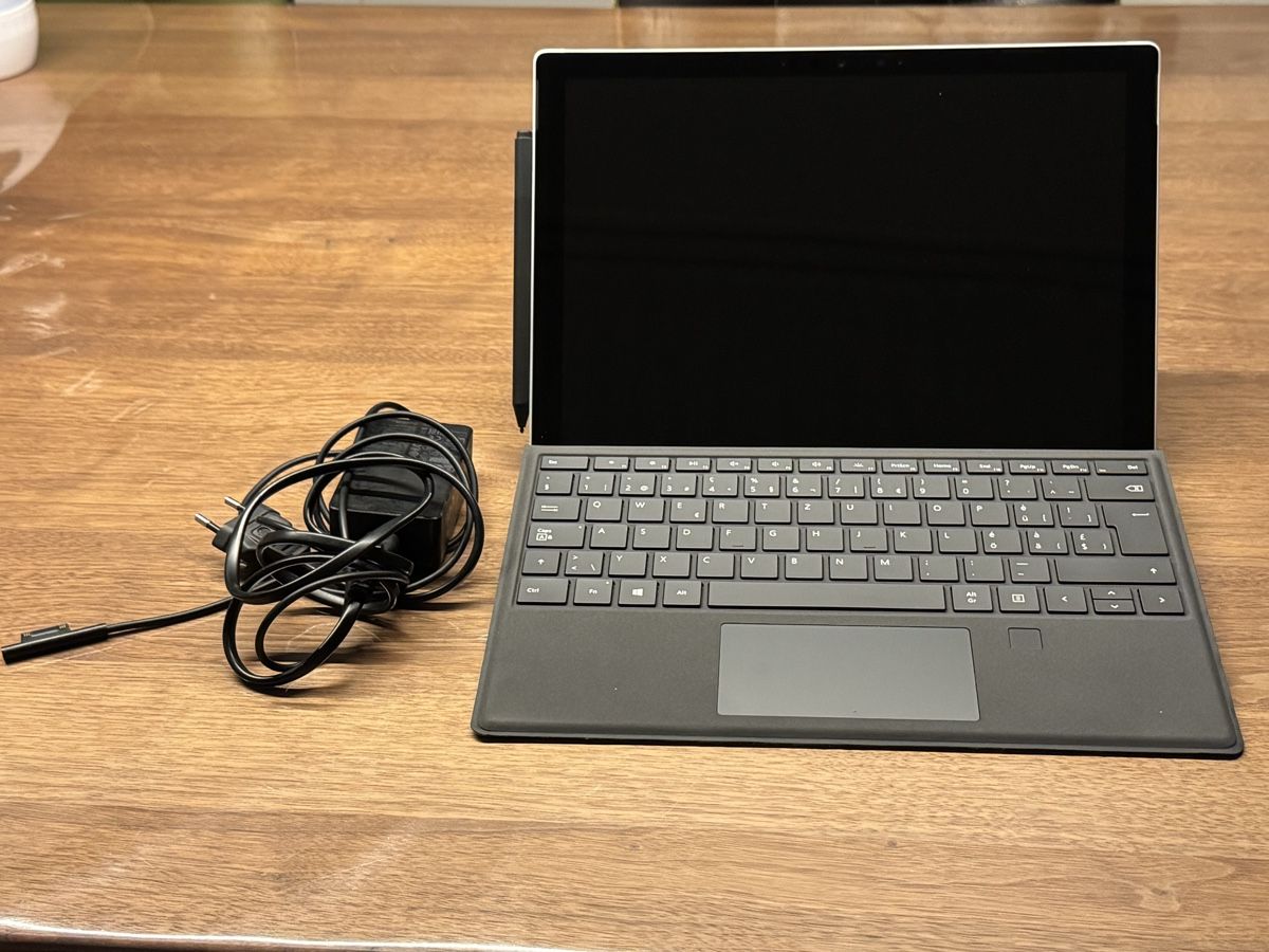 Microsoft Tablet PC: Microsoft Surface Pro 7 Top-Zustand – Gebraucht aus Wetzikon ZH von Giloco