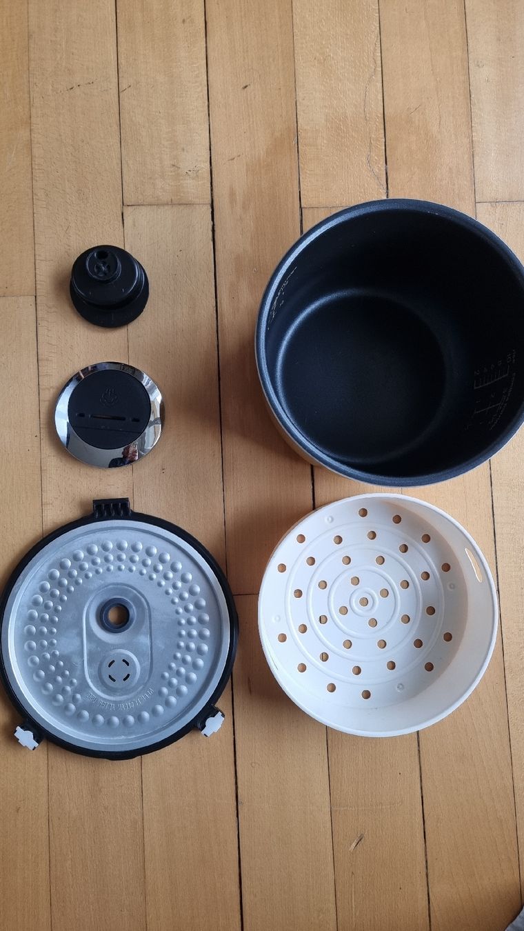 Russell Hobbs Elettrodomestici da cucina: Russell Hobbs Multi Cooker – Usato da Zürich venduto da xXLenarduzziXx 2