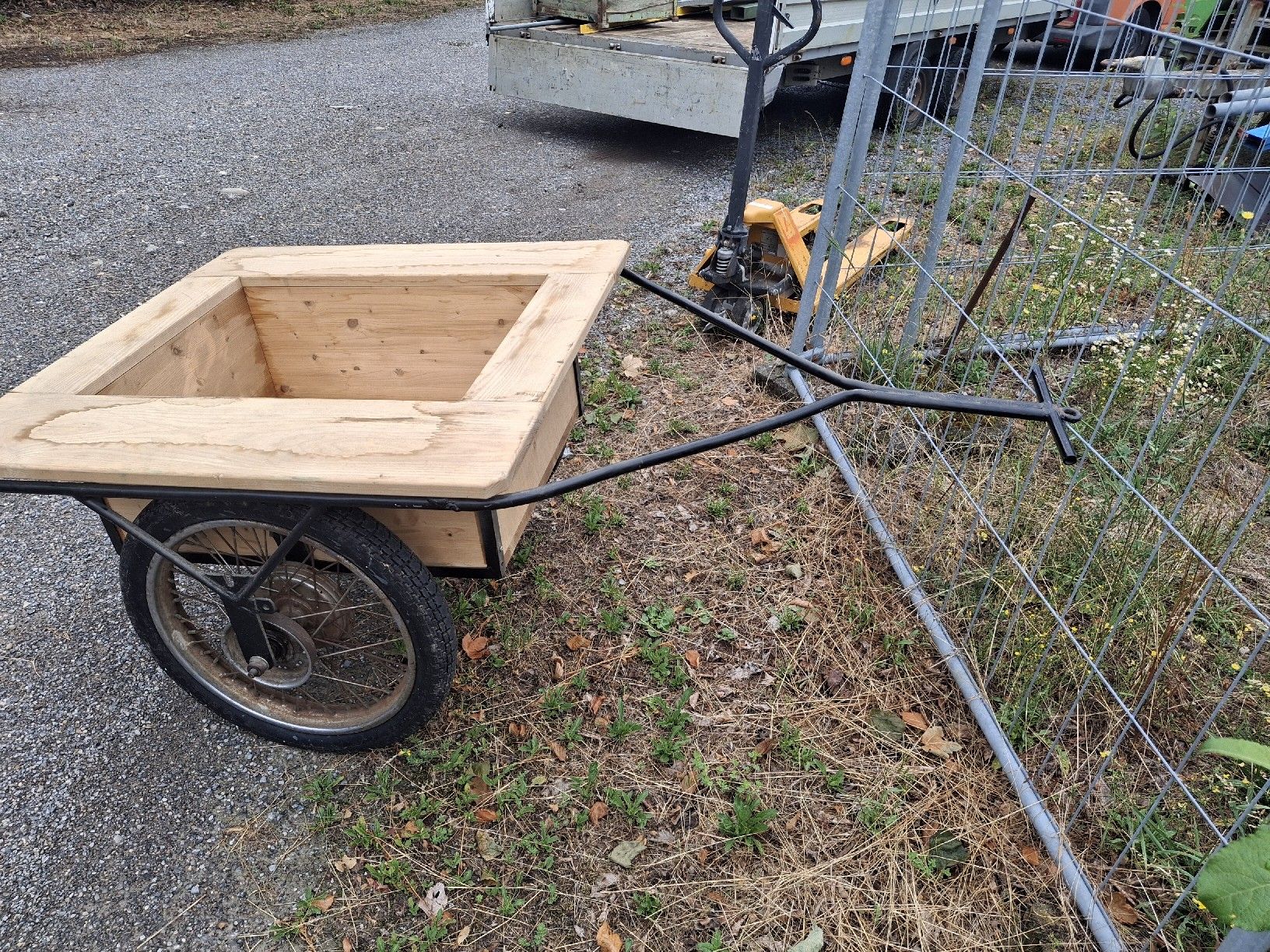 Anhänger: Hand- Decko- Verkaufswagen Blumenwagen – Gebraucht aus Goldingen von mllerr2007 1