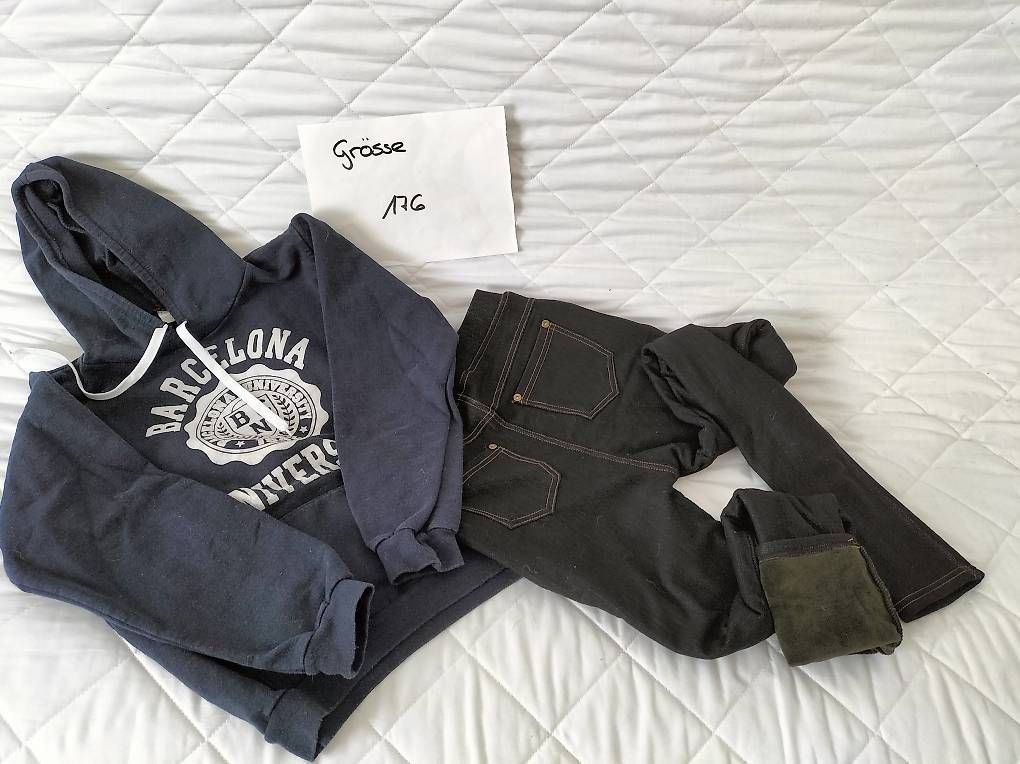 Ensembles coordonnés: Thermojeans und Pullover – D'occasion à Amriswil par cbe_cr6q