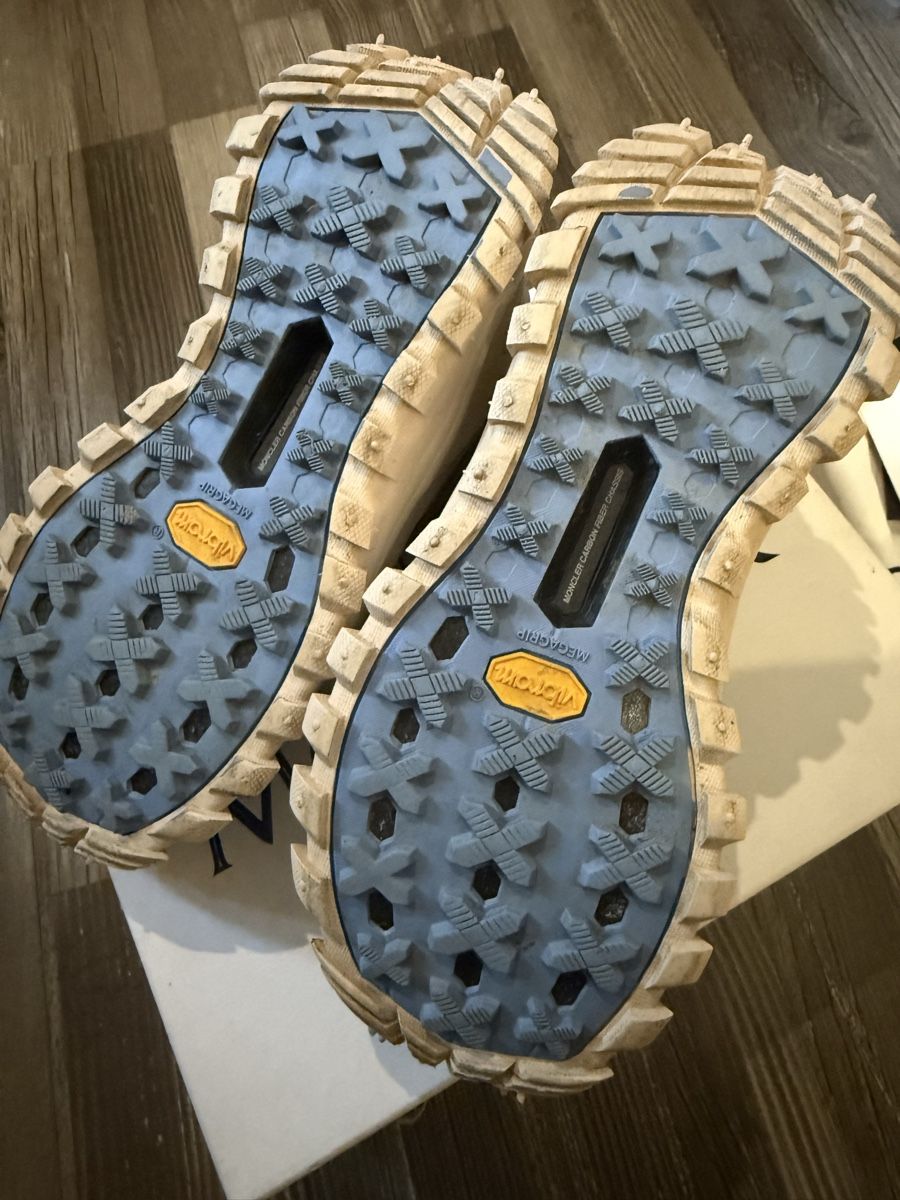 Moncler Scarpe da donna: Basket Moncler taille 38 – Usato da Monthey venduto da Joseph-29 6