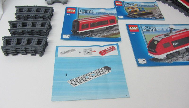 Lego Kit di costruzioni: LEGO RC Train 7938 " Passenger Train " + Lichtfunktion – Usato da Kreuzlingen venduto da heinrich7h 8