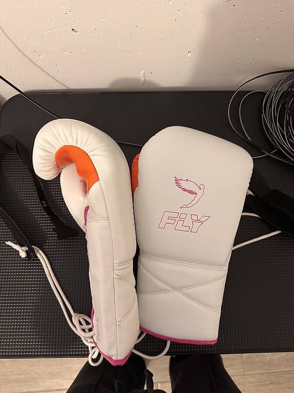 Guanti & manicotti: Fly Boxing Sparring Gloves – Usato da Villmergen venduto da noa_22ty 3